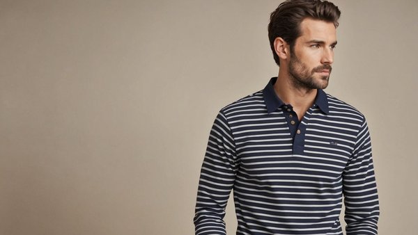 Découvrez le style et le confort avec la marinière homme